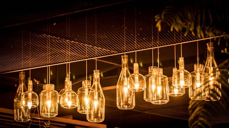 showing how to make lamps out of Jars and bottles